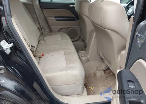 2012 Jeep Patriot Latitude z USA, uszkodzony, nr VIN 1C4NJPFB0CD656958